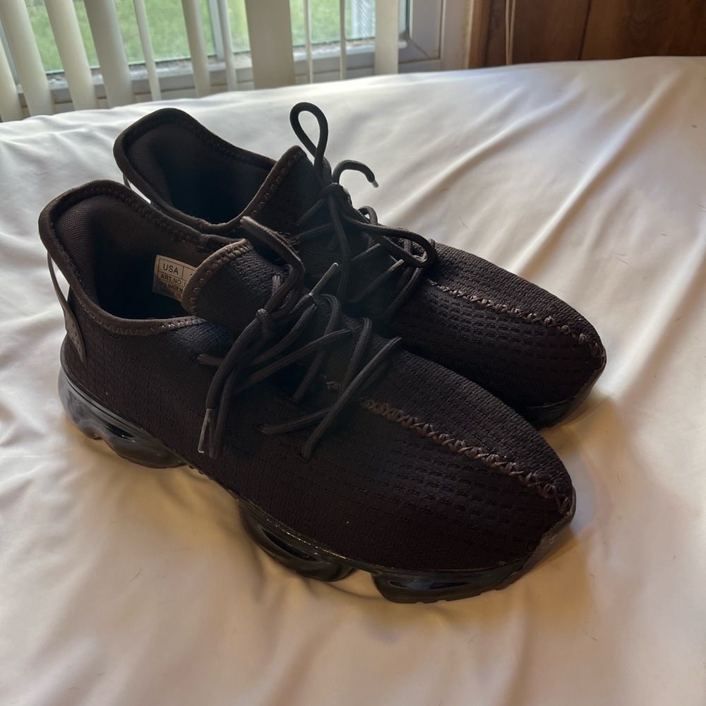 Women’s Brown Athletic Shoes, brand new, only worn once.